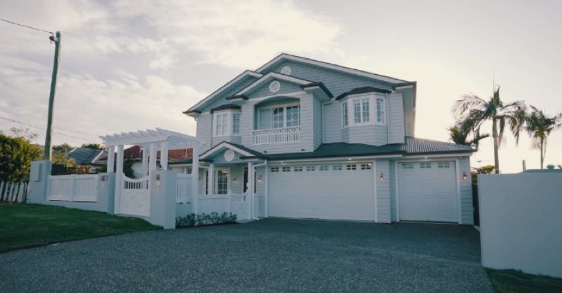 🚨 ARROL FOR SALE 🚨 5🛌 6🛀 3🚘 Swimming Pool 🏊♂️ Wine Cellar 🍾 Fireplace 🔥 Contact @shanehicks_at_place for enquiries