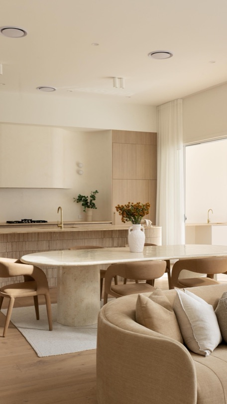 ALHAMBRA. Sold. ⠀⠀⠀⠀⠀⠀⠀⠀⠀ Step into ALHAMBRA’s living space, where artistry meets with imagination, meticulously crafted to provide an exceptionally refined and remarkable experience for its residents. ⠀⠀⠀⠀⠀⠀⠀⠀⠀ DESIGN · DEVELOP · CONSTRUCT