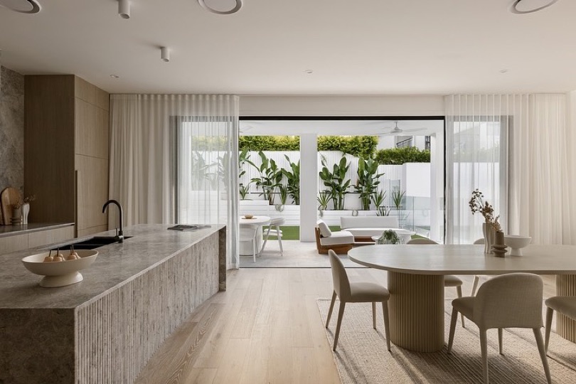 SPECTRE. On The Market. ⠀⠀⠀⠀⠀⠀⠀⠀⠀ The latest masterpiece from SABDIA, nestled in the prestigious suburb of Camp Hill, presents an unparalleled residence that redefines opulent living. ⠀⠀⠀⠀⠀⠀⠀⠀⠀ Embodying sophistication and elegance, SPECTRE stands as a testament to visionary architecture, boasting captivating lines…