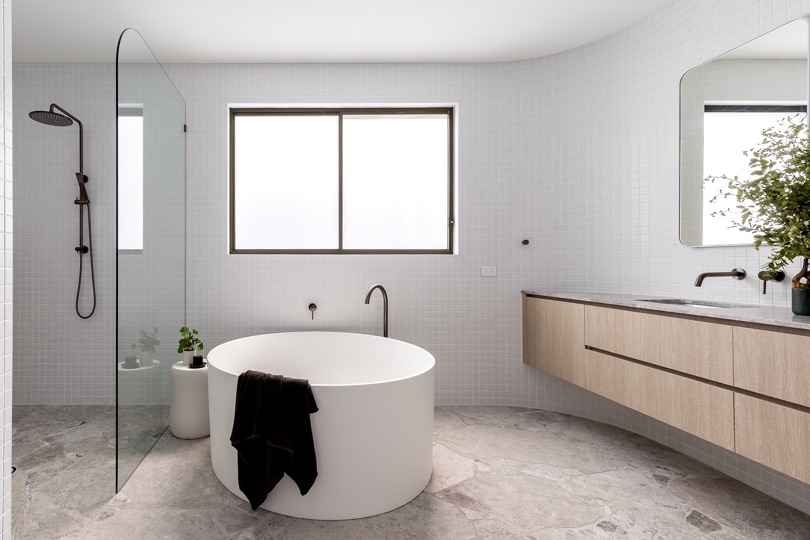 SPECTRE. On The Market. ⠀⠀⠀⠀⠀⠀⠀⠀⠀ A dream master suite. The round soaking tub serves as the centerpiece, inviting you to melt away from the days stresses. Sales enquiries to @luxurypropertiesbrisbane Photographed by @abiinteriors DESIGN · DEVELOP · CONSTRUCT