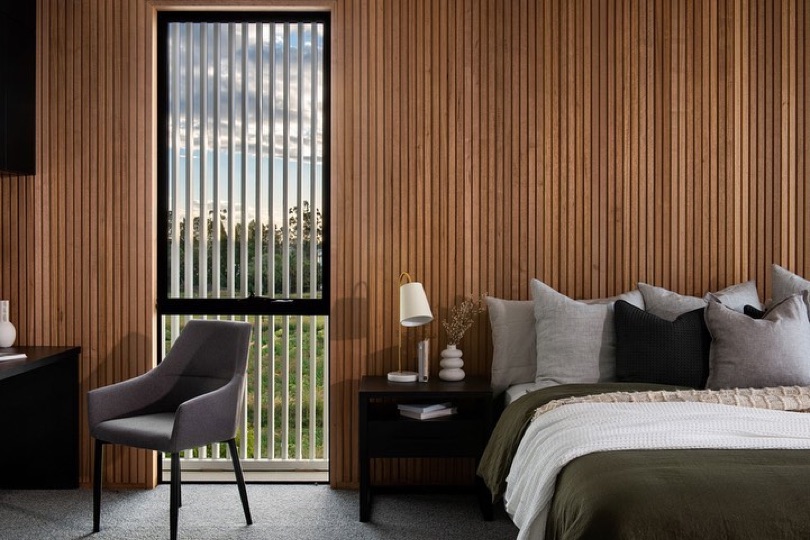 Step into the lap of luxury in the master bedroom at BLANC - a sumptuous retreat designed with your every need in mind. ⠀⠀⠀⠀⠀⠀⠀⠀⠀ Whether you're enjoying a restful night's sleep or preparing for a busy day ahead, the master bedroom at BLANC offers your escape from the outside world. ⠀⠀⠀⠀⠀⠀⠀⠀⠀ DESIGN | DEVELOP |…