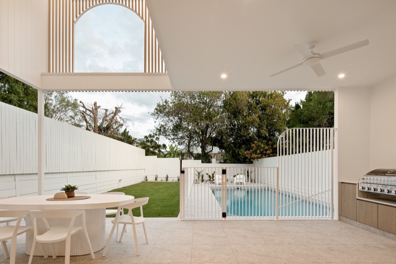 CASA PALMERA. ⠀⠀⠀⠀⠀⠀⠀⠀⠀ We design our outdoor living areas to create a seamless flow between indoor and outdoor spaces, reflecting the essence of Queensland’s vibrant lifestyle. ⠀⠀⠀⠀⠀⠀⠀⠀⠀ This thoughtful integration allows for effortless entertaining and relaxation, inviting natural light and fresh air to enhance…