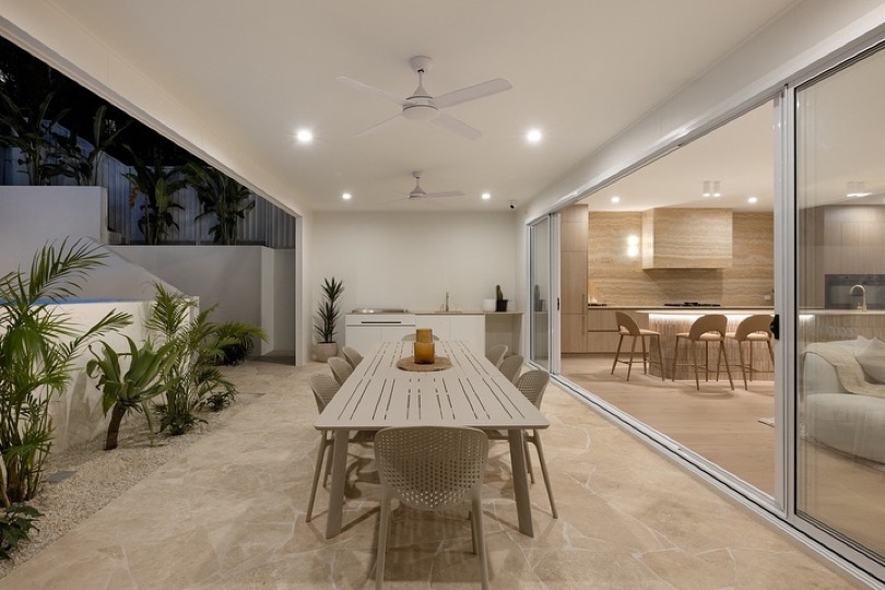 PETRA. Sold. ⠀⠀⠀⠀⠀⠀⠀⠀⠀ PETRA’s outdoor area is designed for Queensland summer, seamlessly blending luxury and functionality. Featuring a custom outdoor kitchen designed for alfresco dining, and an elevated pool area, perfectly integrating with the serene surroundings to create an unparalleled oasis. DESIGN · DEVELOP…