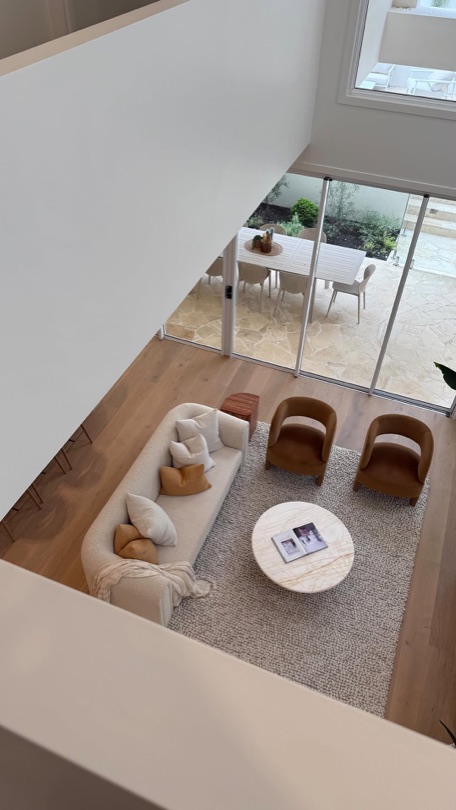 AMMOS Nestled in Taringa, AMMOS is a home where every detail is carefully considered—refined finishes, thoughtful design, and timeless elegance.
